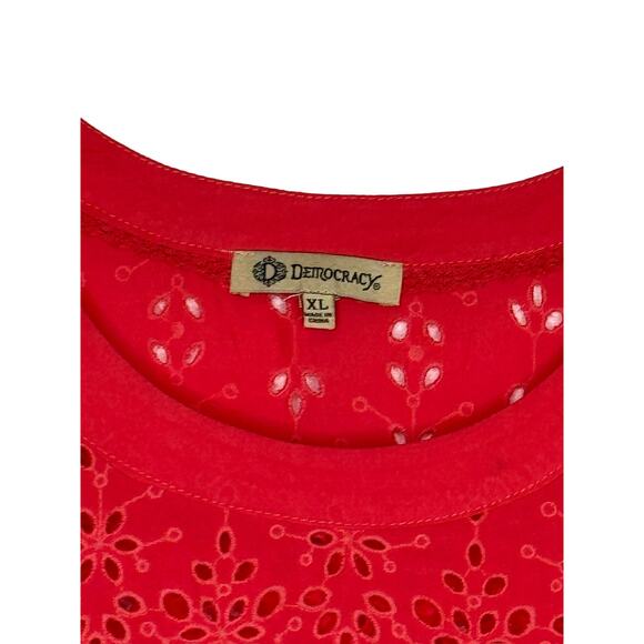 Democracy Womens Tops Tank Floral Eyelet Boxy Fit Sleeveless Pullover Red Sz. XL - Picture 2 of 10